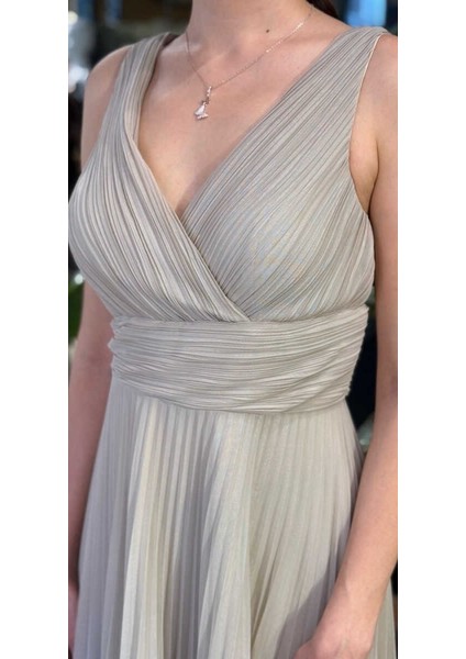 Bej V Yaka Kalın Askı Kloş Etekli Şifon Uzun Abiye Elbise 11098-04 fırsatları