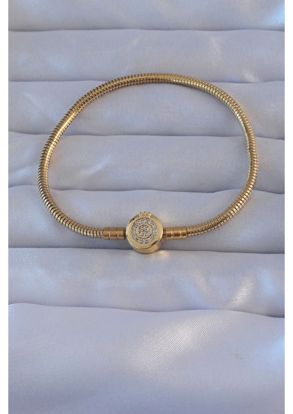 Pirinç Gold Renk Zirkon Taşlı Charm Bileklik - TJ-BB6220
