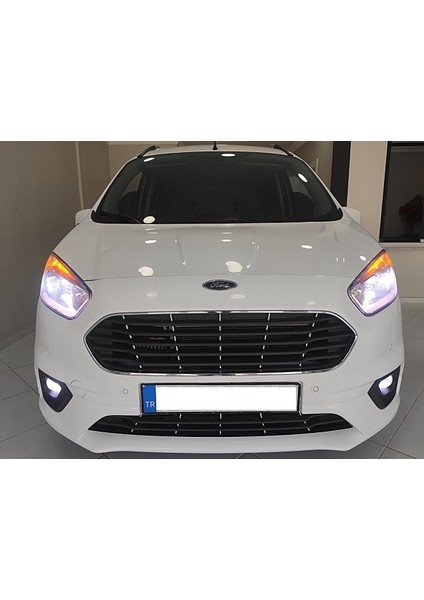 Ford Tourneo Courier Araçlar Için LED Xenon Kısa Far Aydınlatma Ampulu Femex Premio Plus H7