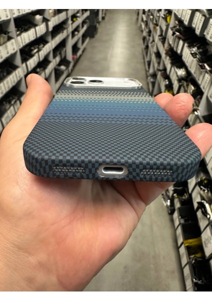 iPhone 17 Pro Max Kılıf Kevlar Magsafe Şarj Destekli Kamera Korumalı Karbon Fiber Hassas Tuşlu fırsatları