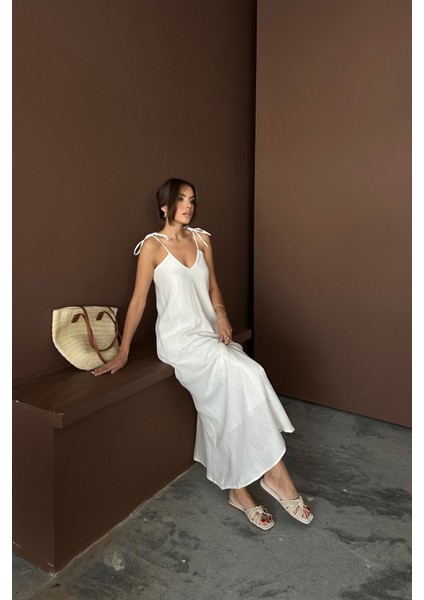 Askılı Uzun Salaş Müslin Elbise - Beyaz