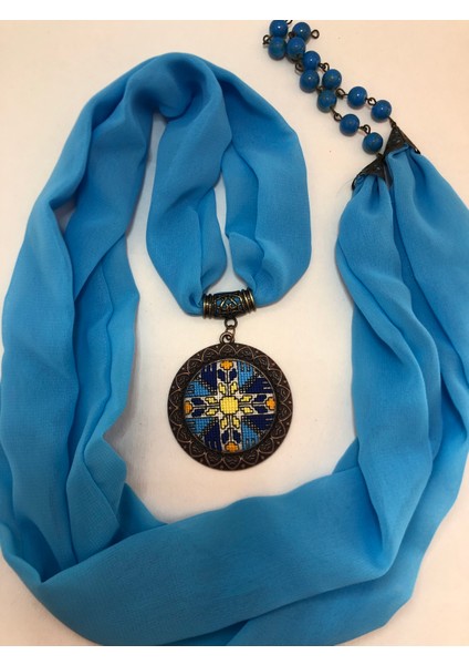 Kanaviçe Işlemeli Fular Kolye modelleri