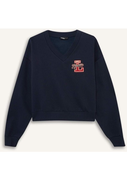 Coool Loose Fit V Yaka Baskılı Sweatshirt fırsatları