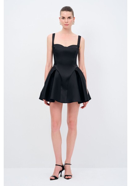 Askılı Mini Elbise Siyah 12445465000