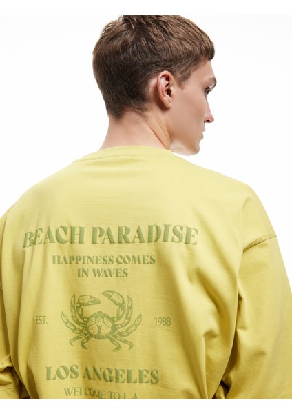 Kısa Kollu Pamuklu Tok Kumaş Bisiklet Yaka Arkası Baskılı Tişört modelleri