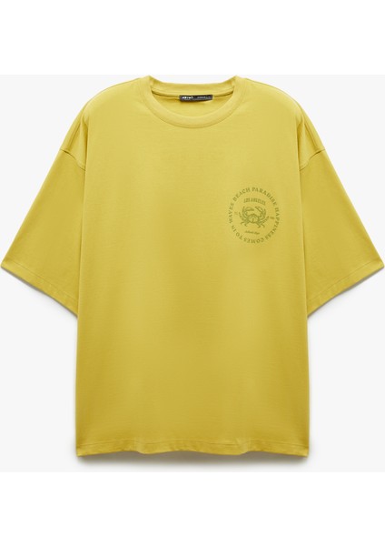 Kısa Kollu Pamuklu Tok Kumaş Bisiklet Yaka Arkası Baskılı Tişört fırsatları