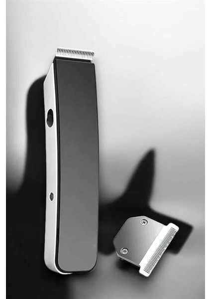 Paslanmaz Çelik Şarjlı Tıraş Makinesi Pratik ve Keskin Performans indirimleri