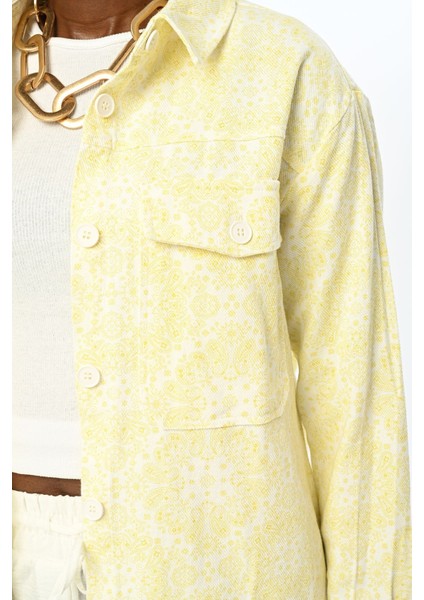 Desenli Çift Cepli Sarı Gabardin Gömlek Ceket modelleri