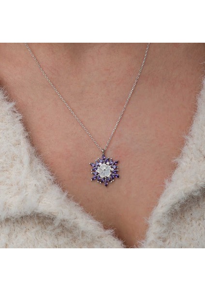 Gümüş Mor Lotus Desenli Çiçek Kadın Kolye