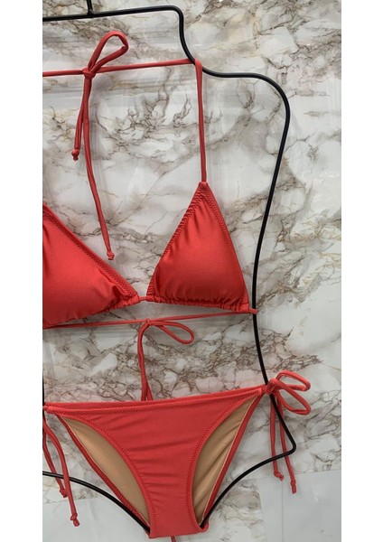 Kadın Likralı Esnek Yandan ve Boyundan Bağlamalı Şık Ipli Üçgen Bikini Takım fiyatları