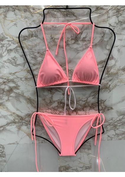 Kadın Likralı Esnek Yandan ve Boyundan Bağlamalı Şık Ipli Üçgen Bikini Takım