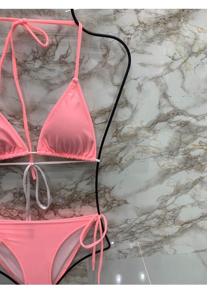 Kadın Likralı Esnek Yandan ve Boyundan Bağlamalı Şık Ipli Üçgen Bikini Takım modelleri