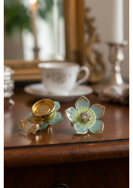 Şeffaf Mavi Gold Detaylı Düğme Kapağı Broş Klips Toka