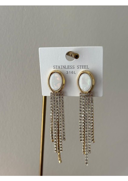 Beyaz Sedef Oval Taş Su Yolu Model Sallantılı Gold Çelik Küpe