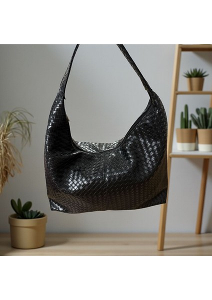 Örgü Detaylı Salaş Kadın Omuz Çantası