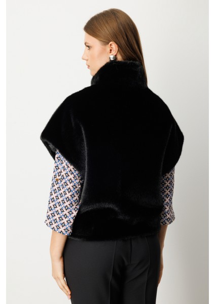 Kadın Dik Yaka Peluş Yelek 8585 Siyah fırsatları
