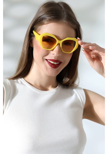 Kadın Oval Sarı Renkli Cam Mat Güneş Gözlüğü Garson Boy