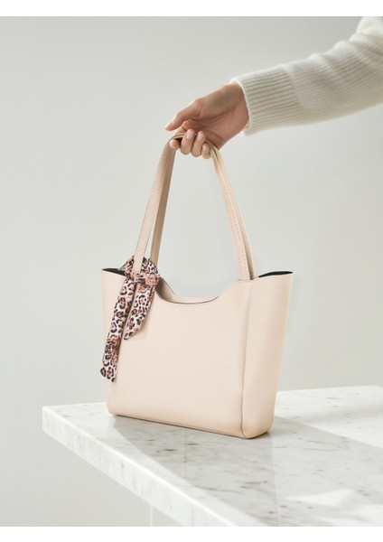 Lumi Kadın Fular Hediyeli Fermuarlı Mıknatıs Kapamalı Shopper El ve Omuz Çantası modelleri