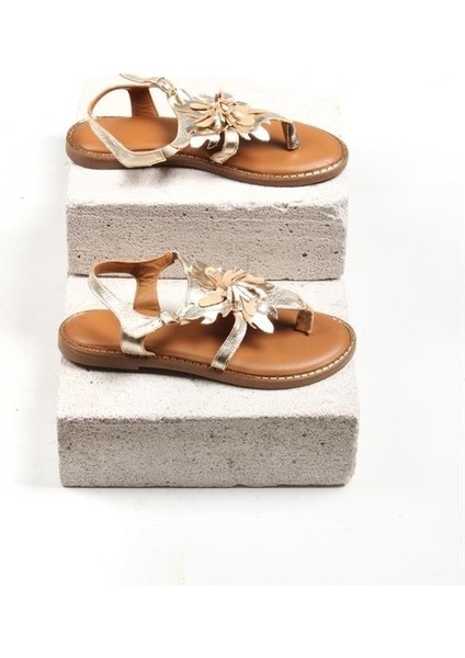 131301 Çiçek Detaylı Sandalet Hakiki Deri Altın modelleri