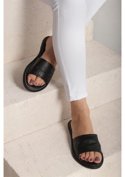 141759 Günlük Düz Terlik Hakiki Deri Siyah