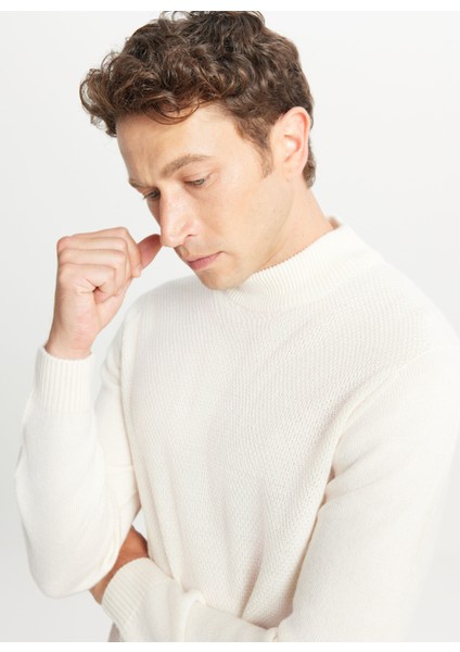 Yarım Balıkçı Yaka Standart Ekru Erkek Kazak ACE049261482_EKR fırsatları