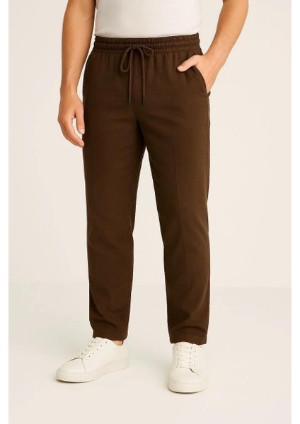 Erkek Keten Pantolon – Cepli, Beli Lastikli ve Bağcıklı, Nefes Alan Rahat Kalıp, Yazlık ve Baharlık Günlük Giyim, Şık & Konforlu Boru Paça Model - Kahverengi