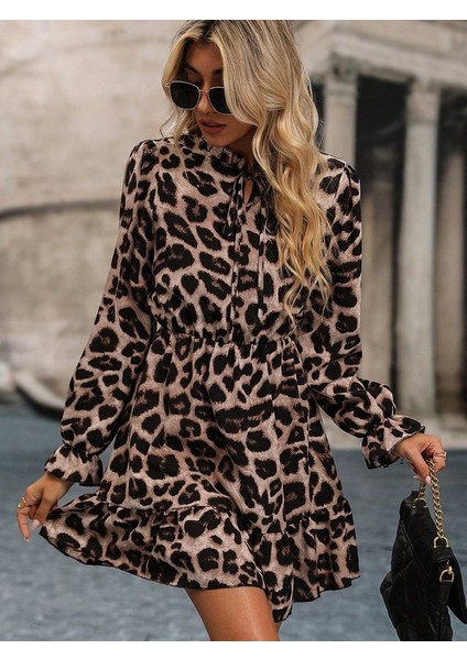 Kadın Uzun Kollu Yakadan Bağcıklı Modal Leopar Desenli Mini Elbise modelleri