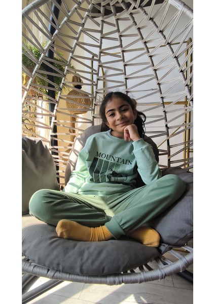 Erkek Kız Çocuk Alt Üst Takım Unisex Uzun Kollu Eşofman Rahat Spor Şık Modern Tasarım Ribanalı fiyatları