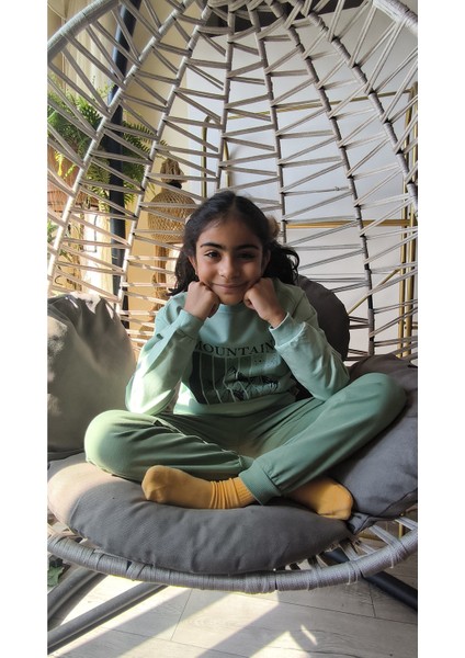 Erkek Kız Çocuk Alt Üst Takım Unisex Uzun Kollu Eşofman Rahat Spor Şık Modern Tasarım Ribanalı modelleri