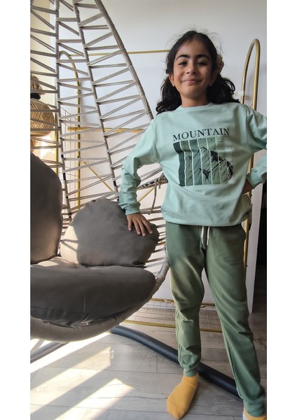 Erkek Kız Çocuk Alt Üst Takım Unisex Uzun Kollu Eşofman Rahat Spor Şık Modern Tasarım Ribanalı indirimleri