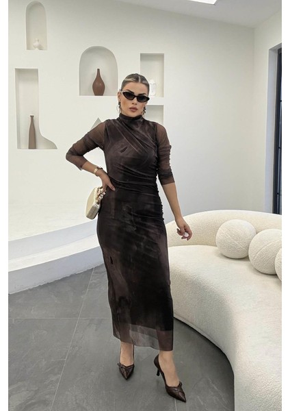 Omuzdan Büzgülü Balıkçı Yaka Dar Uzun Elbise Kahverengi