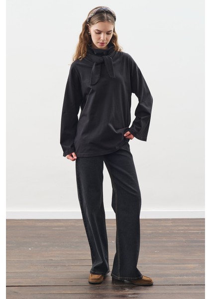 Yüksek Yaka Bağlamalı Bluz Siyah