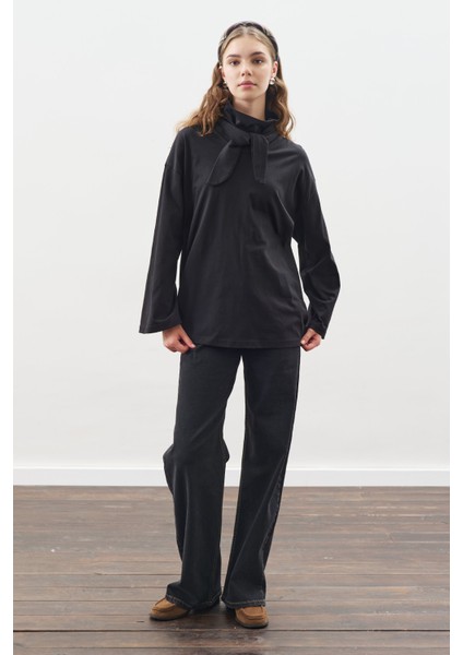 Yüksek Yaka Bağlamalı Bluz Siyah fiyatları