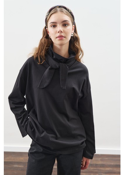 Yüksek Yaka Bağlamalı Bluz Siyah modelleri