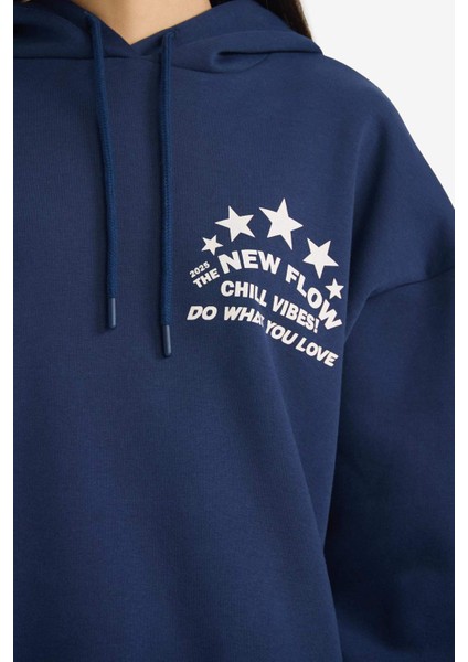 Oversize Geniş Kalıp Kapüşonlu Sırt Baskılı Sweatshirt G3875AX25WN indirimleri