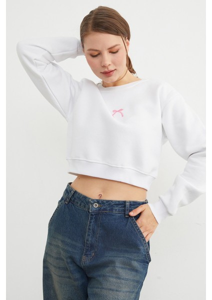 3 Iplik Fiyonk Nakışlı Crop Sweatshirt fırsatları