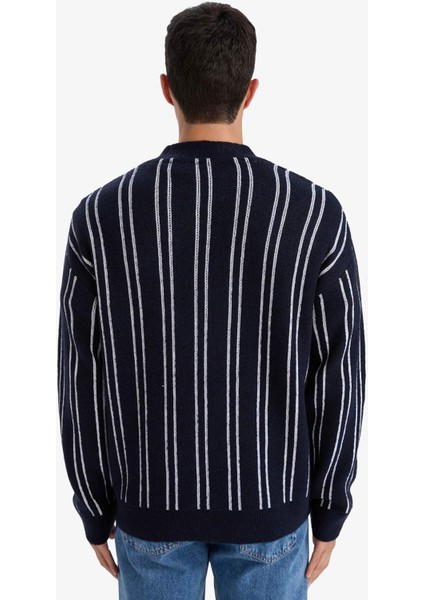 Relax Fit V Yaka Çizgili Düğmeli Triko Hırka F7279AX25WN