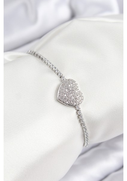 Pirinç Zirkon Taşlı Kalp Model Gümüş Renk Asansörlü Kadın Bileklik - TJ-BB7746