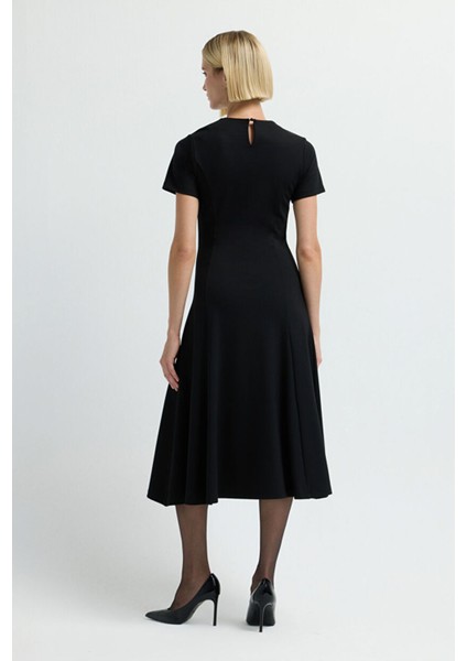 Yakası Taşlı Elbise Siyah 12443709003 indirimleri