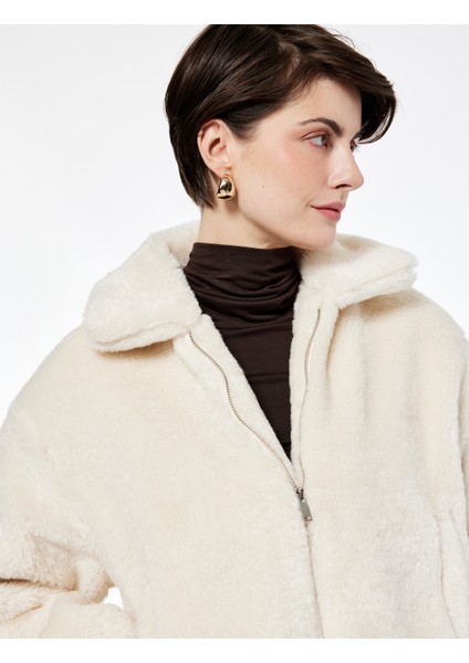 Uzun Kollu Cepli Fermuarlı Crop Peluş Bomber Ceket fiyatları