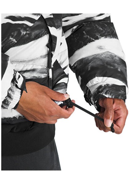 M 1996 Retro Nuptse Jacket -Print Erkek Outdoor Montu (700 Dolgu Kaz Tüyü) NF0A8D16DJI1 Siyah