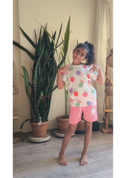 Kız Çocuk Şortlu Takım Ananaslı