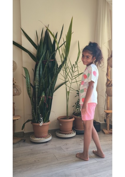 Kız Çocuk Şortlu Takım Ananaslı modelleri