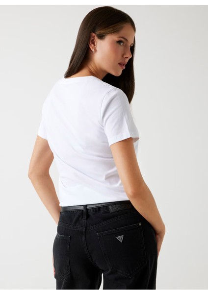 Yuvarlak Yaka Baskılı Beyaz Kadın T-Shirt Krystal Kadın Regular Fit T-Shirt fırsatları