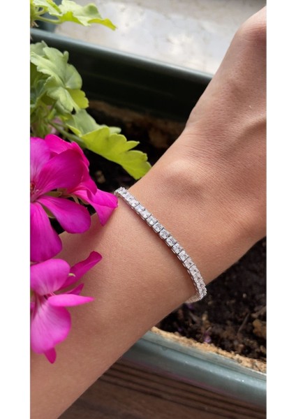 Beyaz Altın Kaplama Kare Montür 3mm Kibar ve Zarif Su Yolu Bileklik 925 Ayar Gümüş Bileklik fiyatları