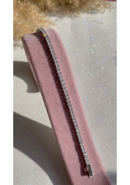 Beyaz Altın Kaplama Kare Montür 3mm Kibar ve Zarif Su Yolu Bileklik 925 Ayar Gümüş Bileklik fırsatları