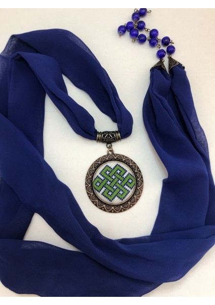 Kanaviçe Işlemeli Fular Kolye modelleri