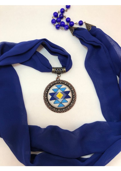 Kanaviçe Işlemeli Fular Kolye modelleri