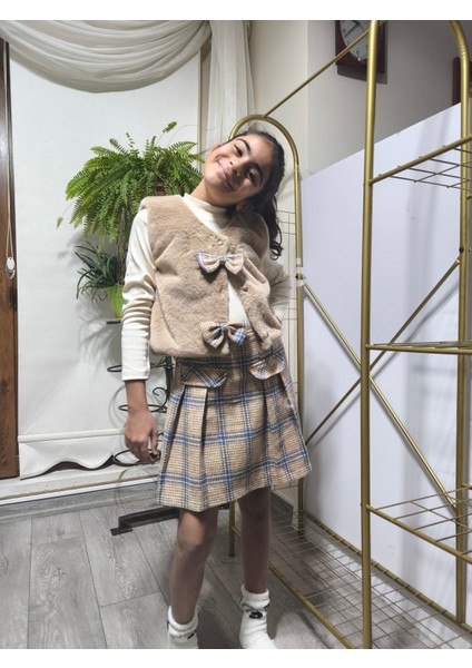 Kız Çocuk Üçlü Takım (Peluşlu Yelek+Pamuklu Bluz+Kaşe Şort Etek) Şık Kışlık Camel