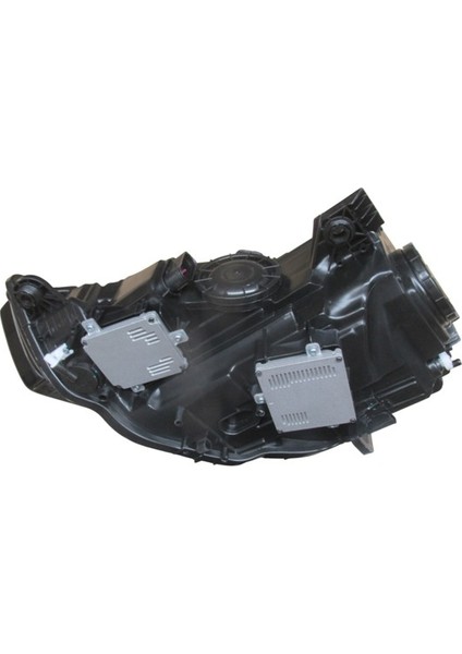 Audi A3 Sd/hb/sb 12/16 Far Lambası Sağ Elektri̇kli̇/motorlu/mercekli̇/xenon/ledli̇ (E Marklı) indirimleri